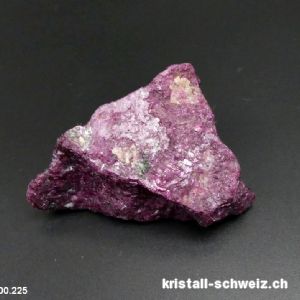 Rubin - Hornblende roh 5,5 x 4 x 2,4 cm. Einzelstück