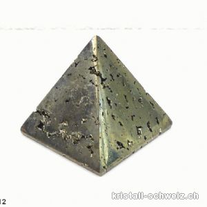 Pyramid Pyrit aus Peru, Basis 5,3 cm x H. 4,8 cm. Einzelstück 224 Gramm