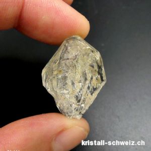 Fensterquarz Doppelender, Schweiz - Wallis. 2,6 x 1,9 x 1,2 cm. Einzelstück