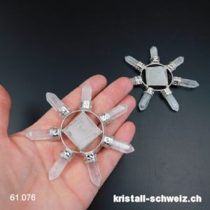 Bergkristall Pyramid Energiespender mit 7 Spitzen. Ca. 8 cm