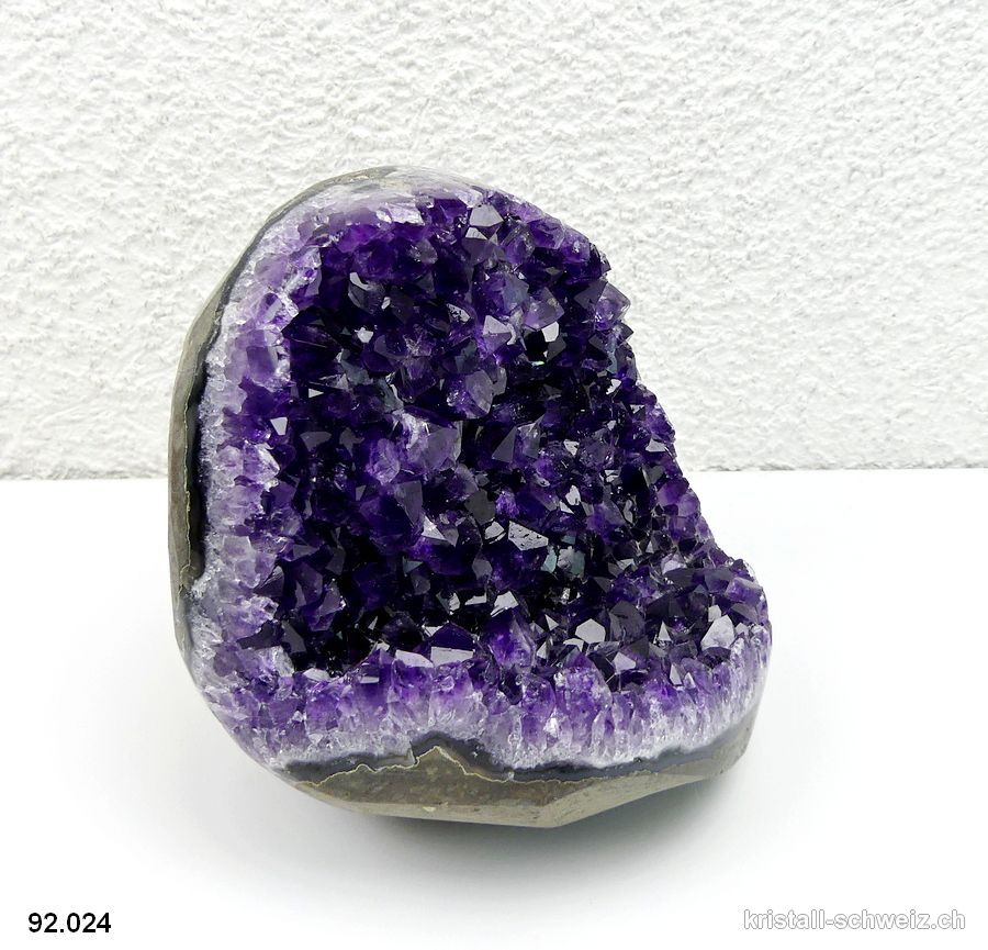 Amethyst aus Brasilien, Geode 10,8 cm. Unikat 1'190 Gramm