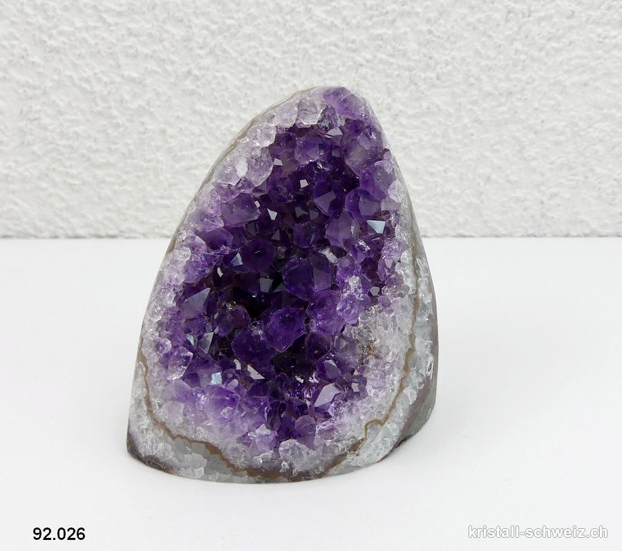 Amethyst aus Brasilien, Geode 7,2 cm. Unikat 267 Gramm