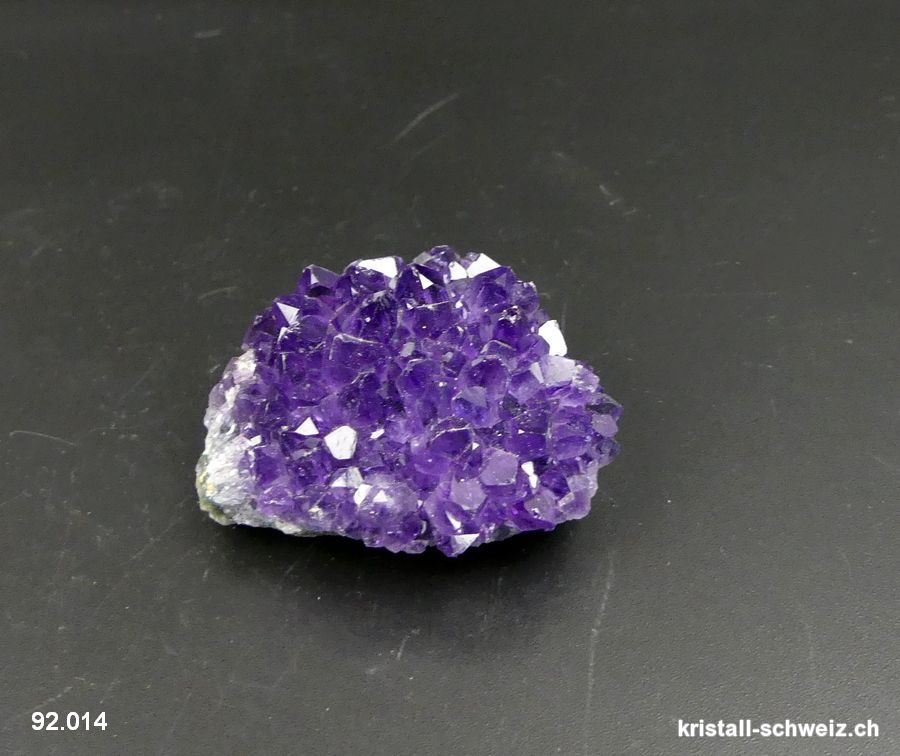 Amethyst aus Uruguay, kleine Gruppe. Einzelstück