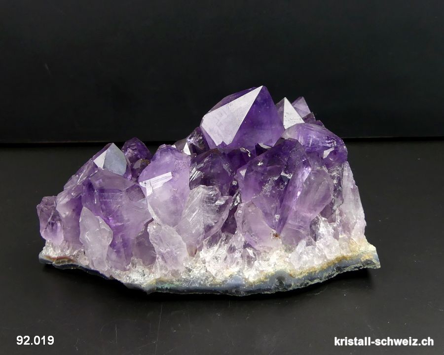 Amethyst aus Brasilien, Gruppe. Einzelstück 870 Gramm