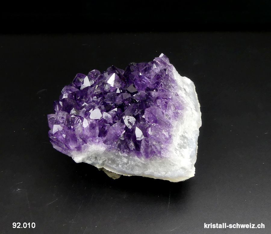 Amethyst aus Brasilien, Gruppe. Einzelstück 167 Gramm