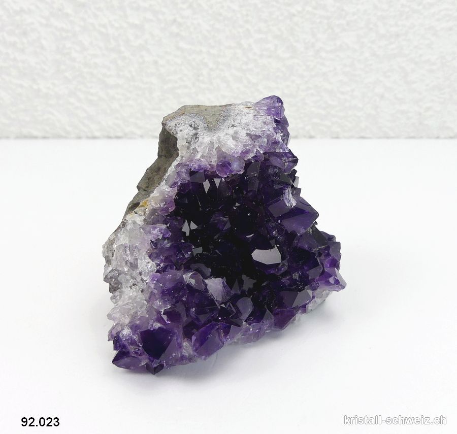 Amethyst aus Brasilien, Geode 7 cm. Unikat 213 Gramm