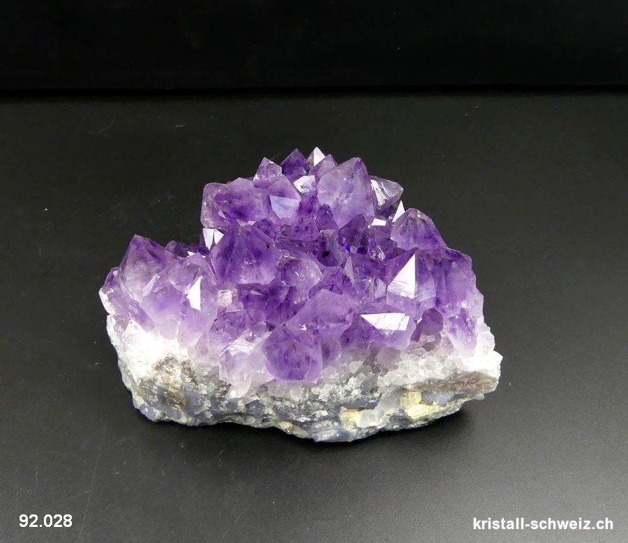 Amethyst aus Brasilien, Gruppe. Einzelstück 456 Gramm