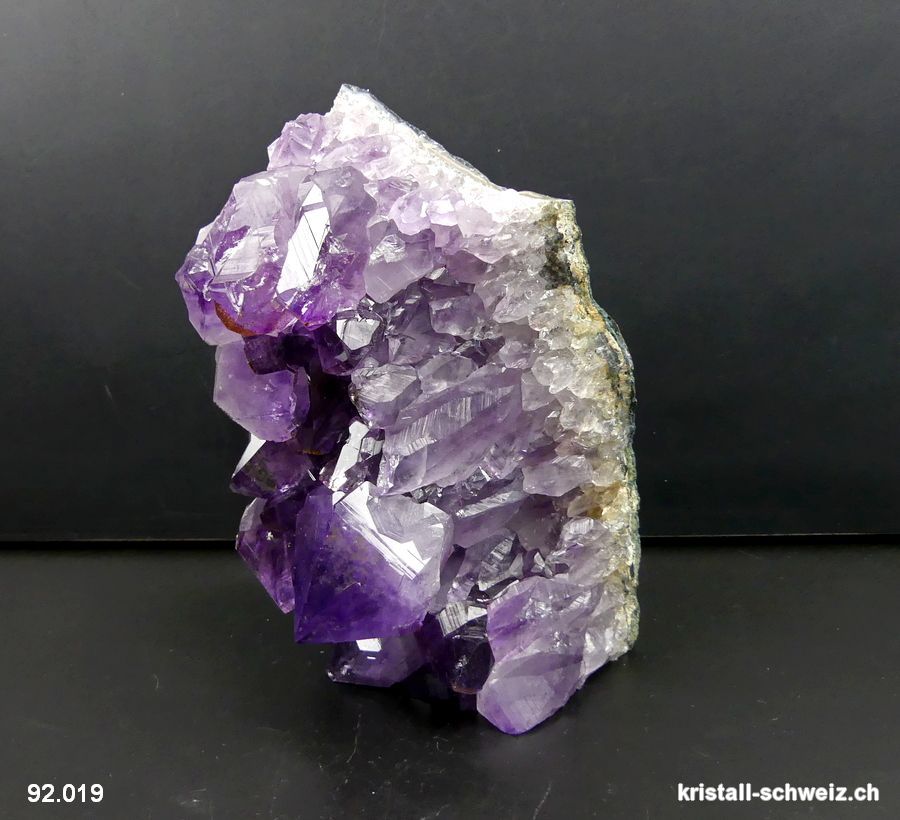 Amethyst aus Brasilien, Gruppe. Einzelstück 870 Gramm