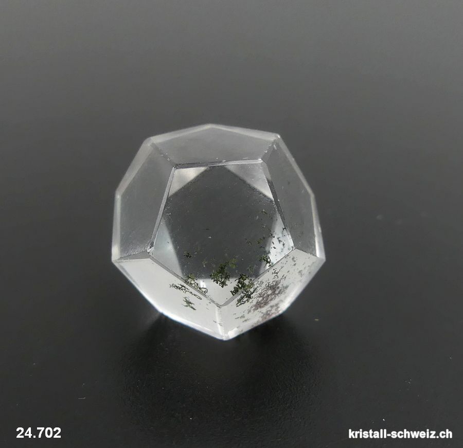 Dodekaeder Bergkristall mit Chlorit, Dicke 1,5 cm. Unikat