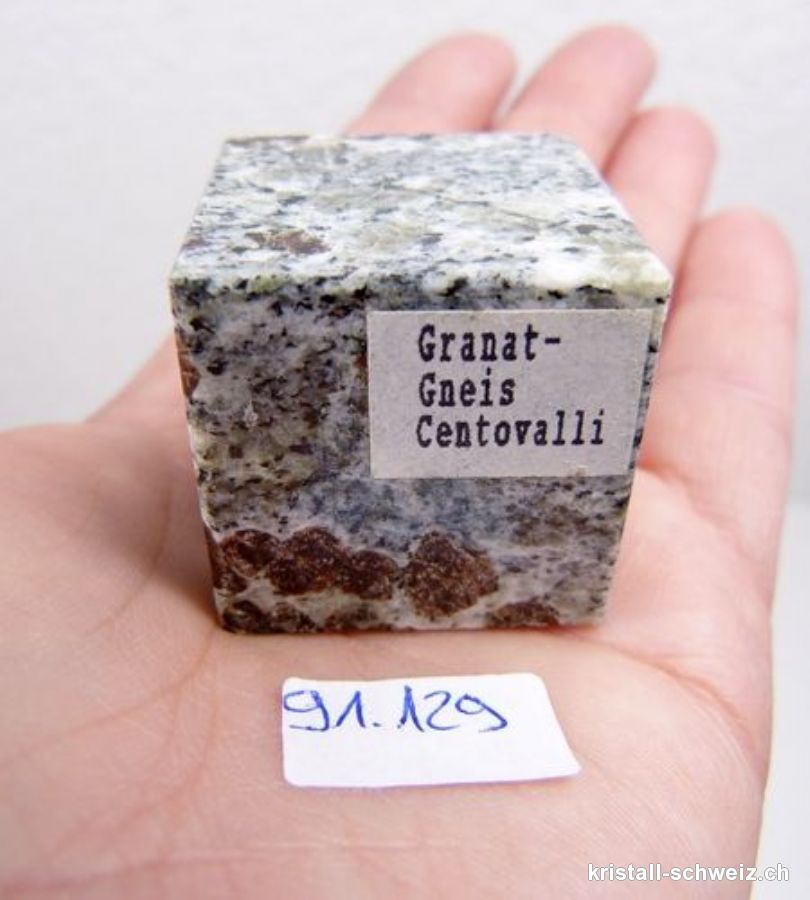 Granat in Gneiss Matrix Schweiz, Würfel 3 x 3 cm. Unikat