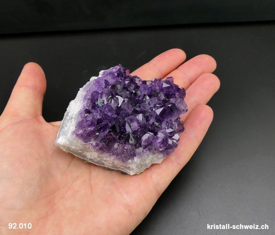 Amethyst aus Brasilien, Gruppe. Einzelstück 167 Gramm