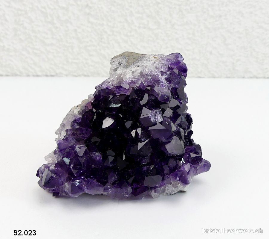 Amethyst aus Brasilien, Geode 7 cm. Unikat 213 Gramm