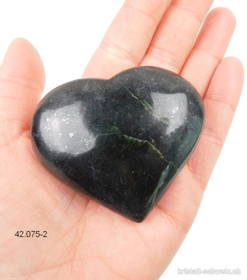 Herz Nephrit Jade aus Afghanistan 6,6 x 5,8 x 2,6 cm. Einzelstück