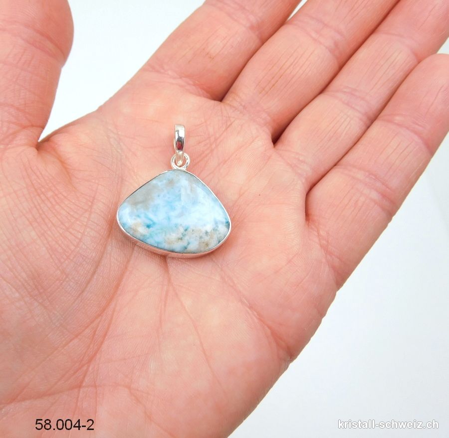 Anhänger Larimar 1,9 x 2,4 cm an Silberfassung. Unikat