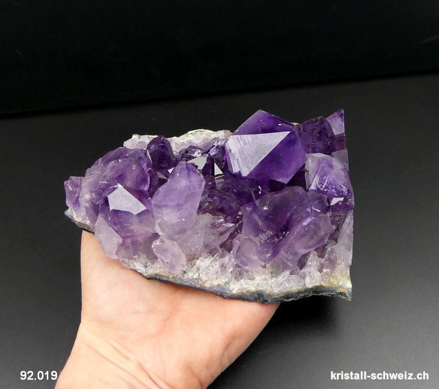 Amethyst aus Brasilien, Gruppe. Einzelstück 870 Gramm